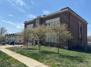 5402 & 5450 S 77th St #5402-7, Omaha, NE 68127