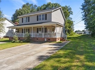 100 Heatherbrook Ct #B, Anderson, SC 29625