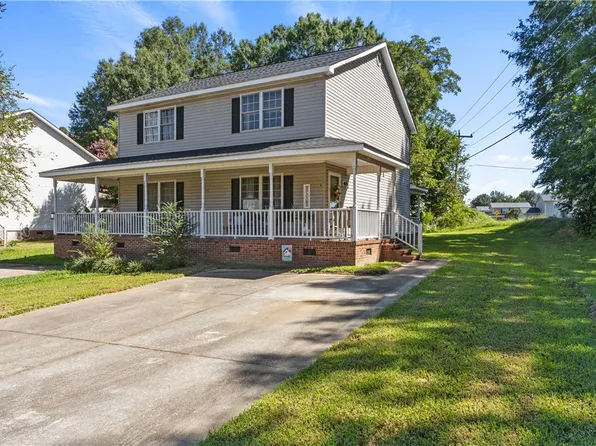 100 Heatherbrook Ct #B, Anderson, SC 29625