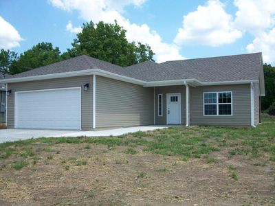 463 S Pine St, Carterville, MO, 64835