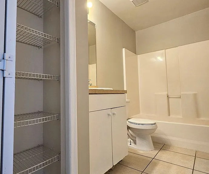 230 Hightower Ave S — Photo 24