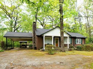 859 Ellis Rd, Stone Mountain, GA 30083
