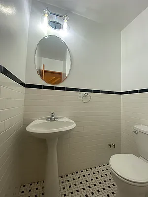 Rented by CMV Realty Inc. | media 17