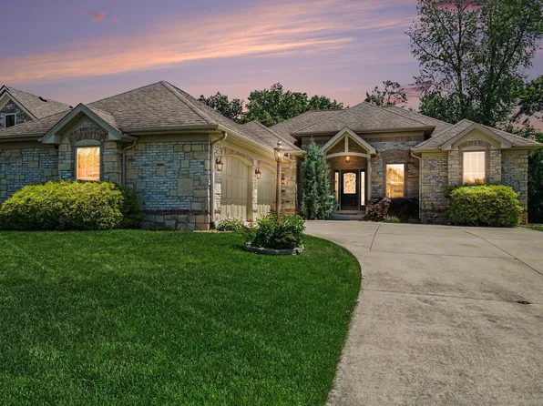 7514 Toscana Ct, Granger, IN 46530