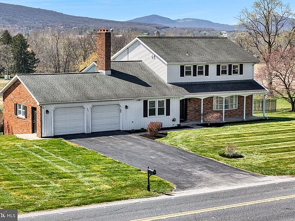 4th image of 1387 Lutztown Rd