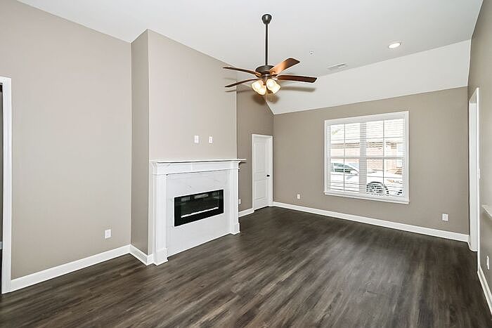1st image of 8886 Glen Cir