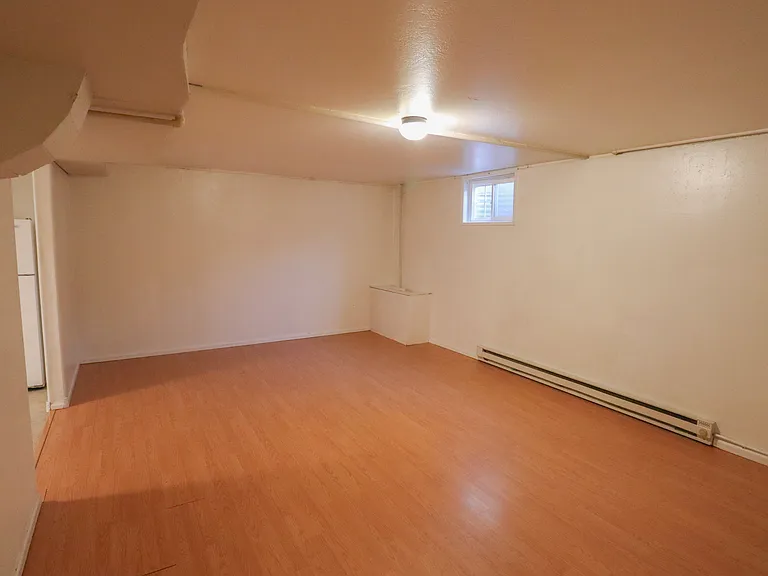 610 Cowan St #1/2 — Photo 3