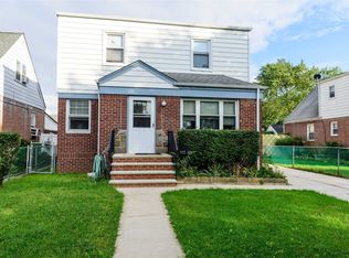 11735 231st St, Cambria Heights, NY 11411