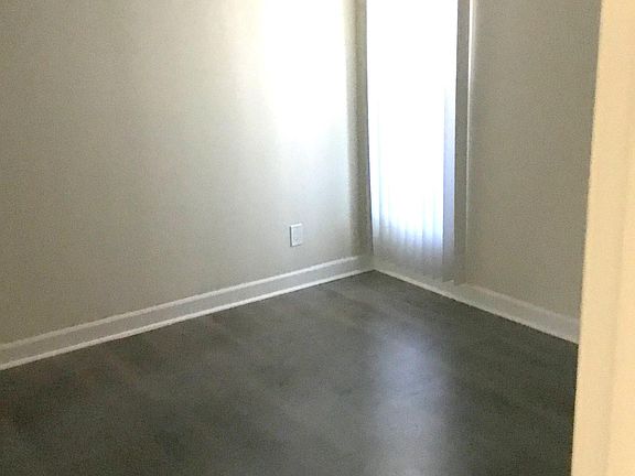 3rd image of 17938 Burbank Blvd #2441
