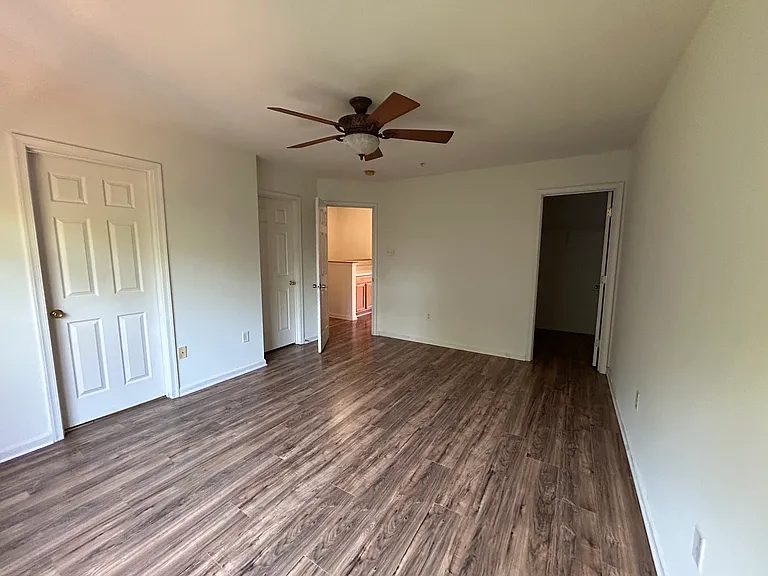 529 Ellison Ct — Photo 23