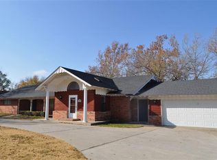 2405 Sunset Dr, Duncan, OK 73533