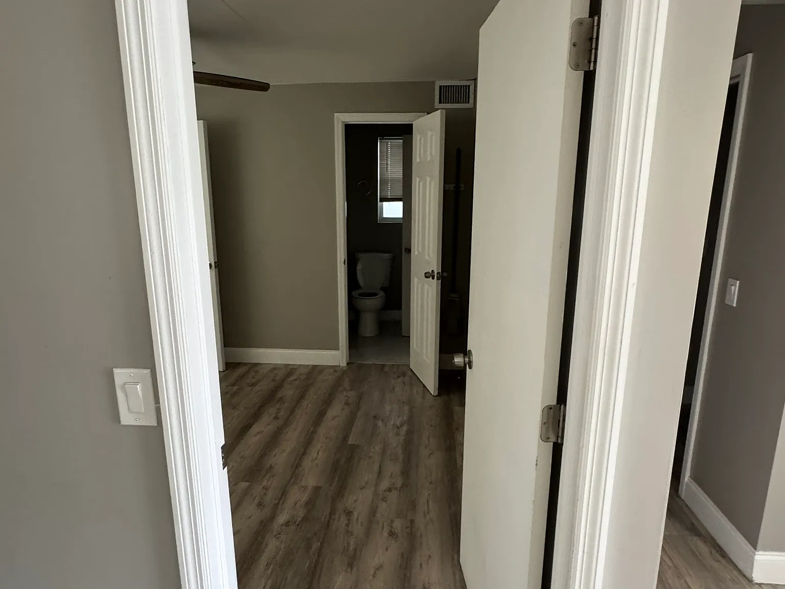 2 bed, 664 sqft, $2,000 — Photo 2