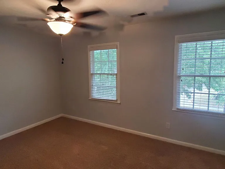 1036 Christmas Pl — Photo 11