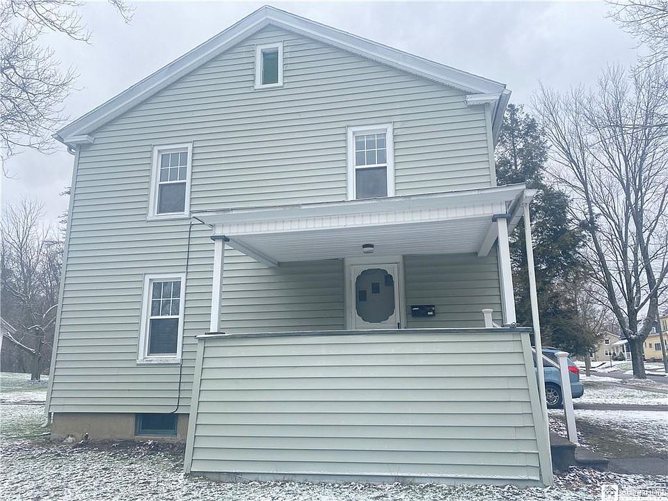 1st image of 13 Almet Ave