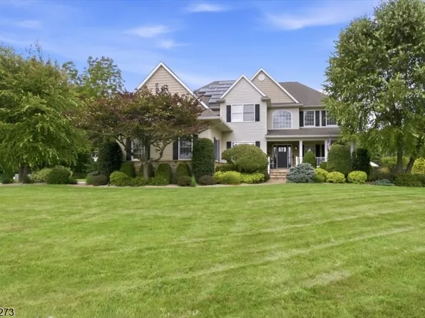 54 W Valley Brook Rd, Washington Twp., NJ 07853