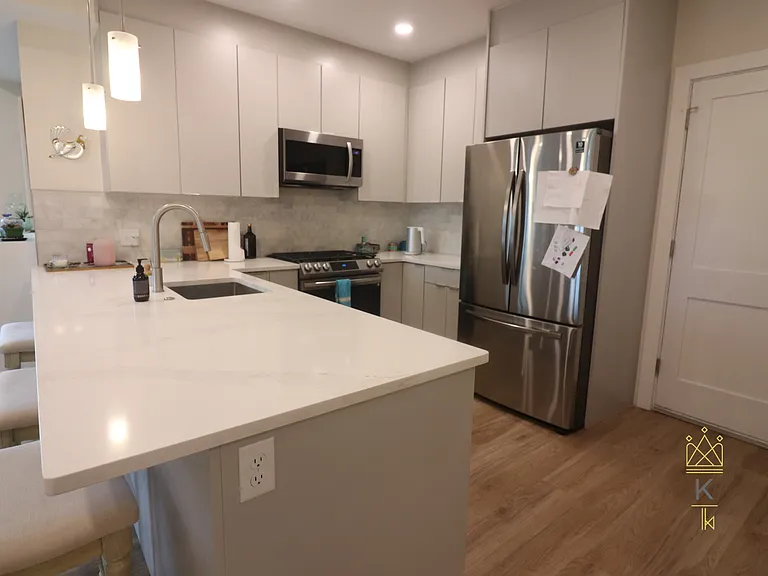 458 Washington St #203 — Photo 3
