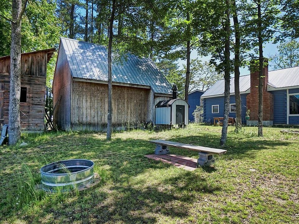 10 Clover Lane, South Paris, ME 04281 Zillow