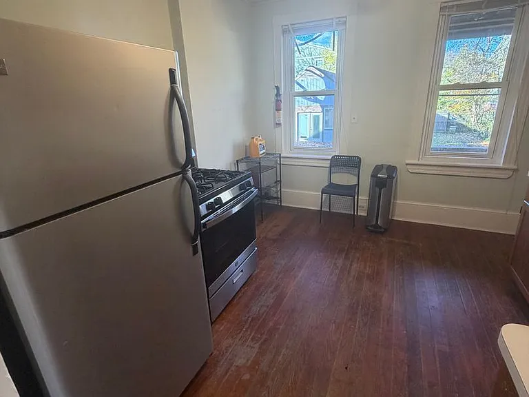 30 Prospect Ave — Photo 5