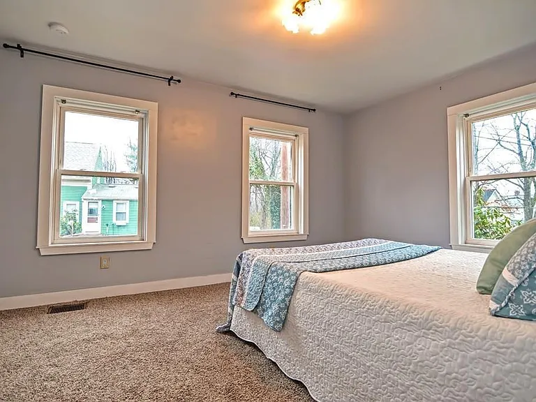 18 Walcott St #1 — Photo 8