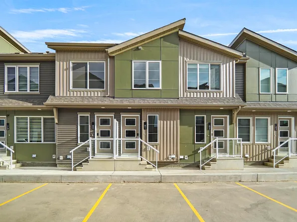 3705 141st St SW #81, Edmonton, AB T6W 3H1