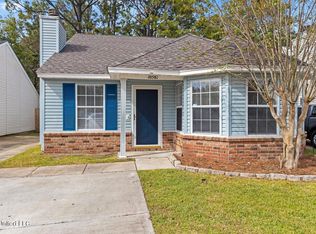 10581 Bay Tree Dr, Gulfport, MS 39503