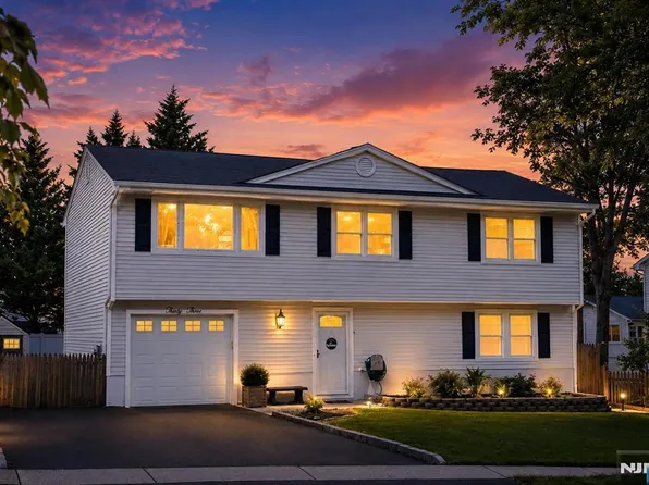33 Van Buren Ave, Westwood, NJ 07675