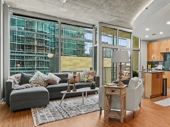 923 Peachtree St NE Unit 825, Atlanta, GA 30309