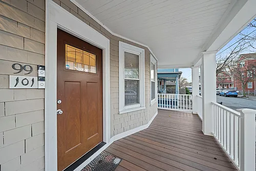 99 Yeomans Ave Photo 1