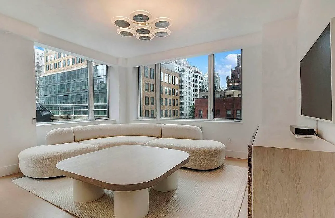 250 East 65th Street — Photo 2