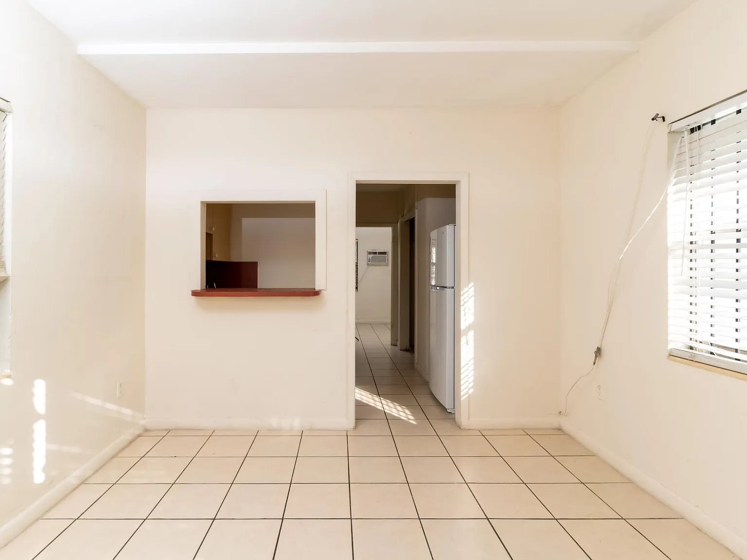301 NE 80th Terrace — Photo 4