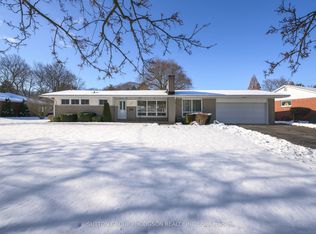 488 Oakridge Dr, London, ON N6H3E9