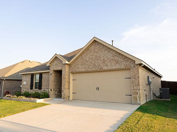 2nd image of 619 Willow View Way