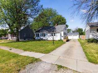 3005 Hanchett St, Saginaw, MI 48604