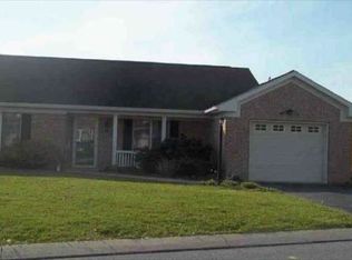 8 Laurel Dr, Myerstown, PA 17067