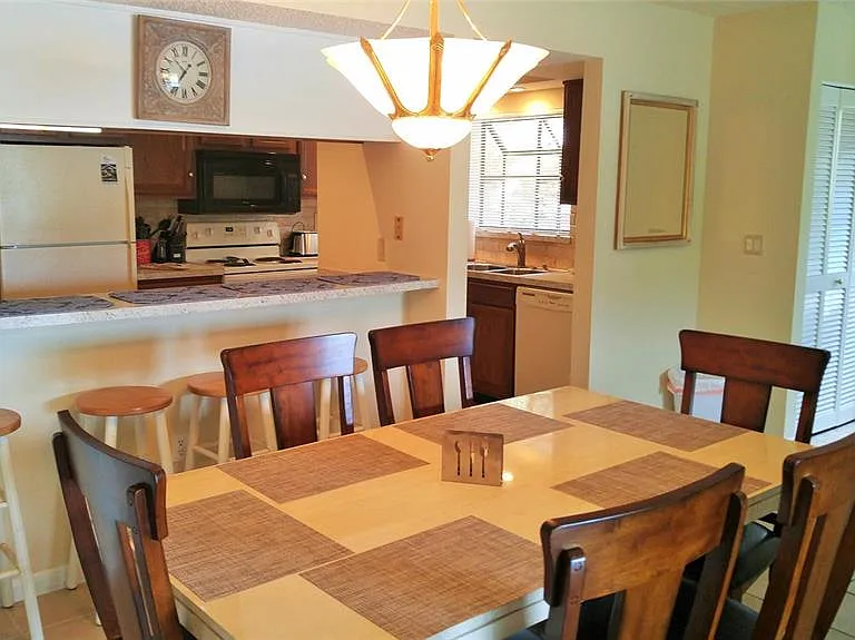 5677 Ashton Lake Dr #11 — Photo 9