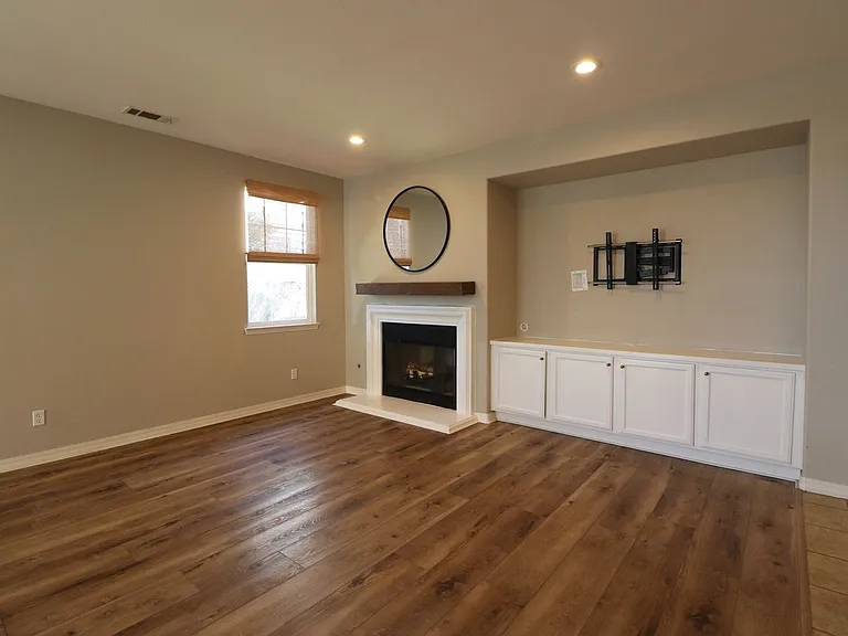 5279 Sycamore Creek Ct — Photo 3