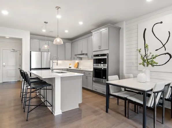 2 Codman Way #208, Westborough, MA 01581