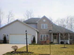 13839 Cartwright Pkwy, Strongsville, OH 44136
