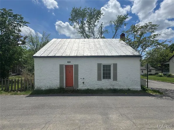 501 S Rapp Ave, Columbia, IL 62236