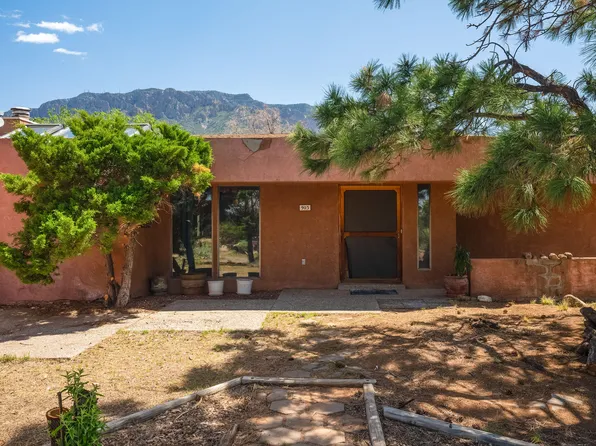 903 Tramway Ln NE, Albuquerque, NM 87122