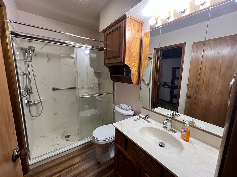 909 W Firwood St — Photo 8