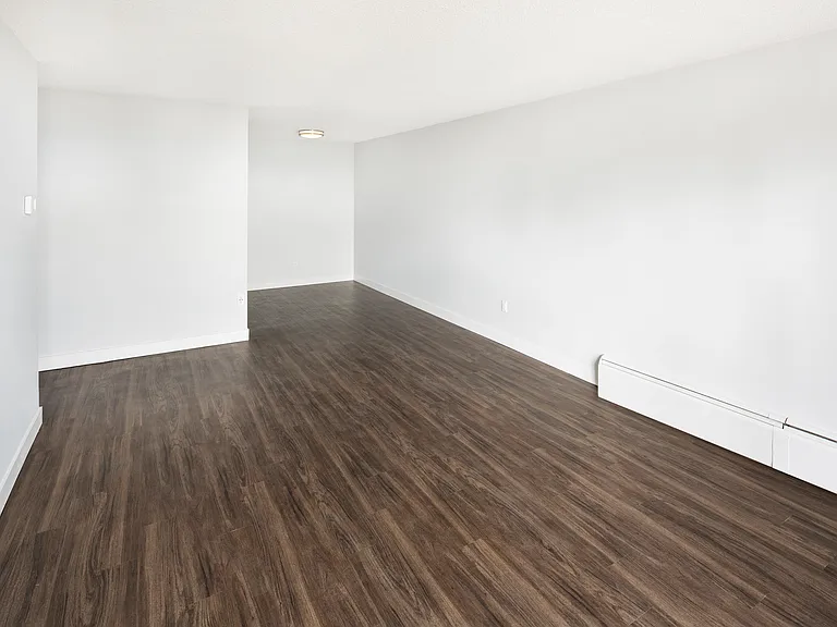4390 Grange St — Photo 9