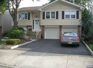 53 Lexington Ave, Rochelle Park, NJ 07662
