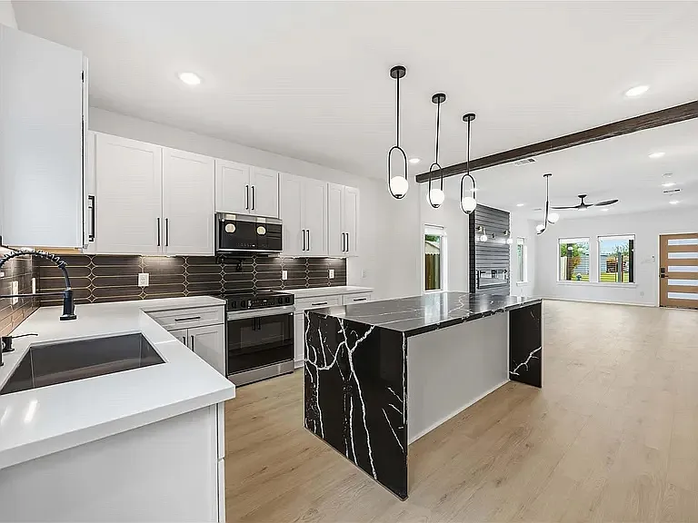 4916 Tronewood St #B — Photo 10