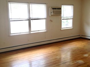 242 High St APT C, Hackensack, NJ 07601