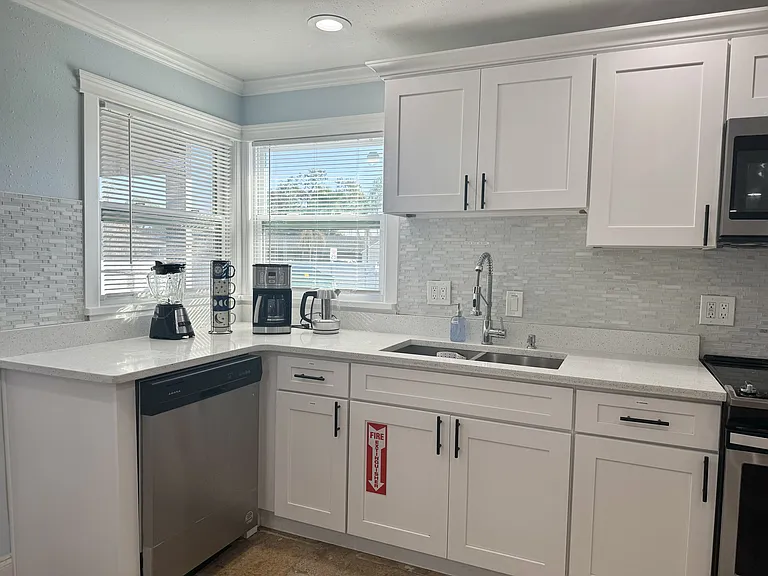 2963 Bahia Vista St — Photo 37