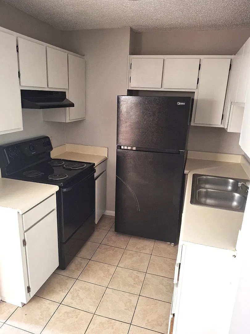 Brightside Apartments — Photo 2