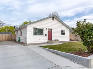 906 Smith Ave, Richland, WA 99352