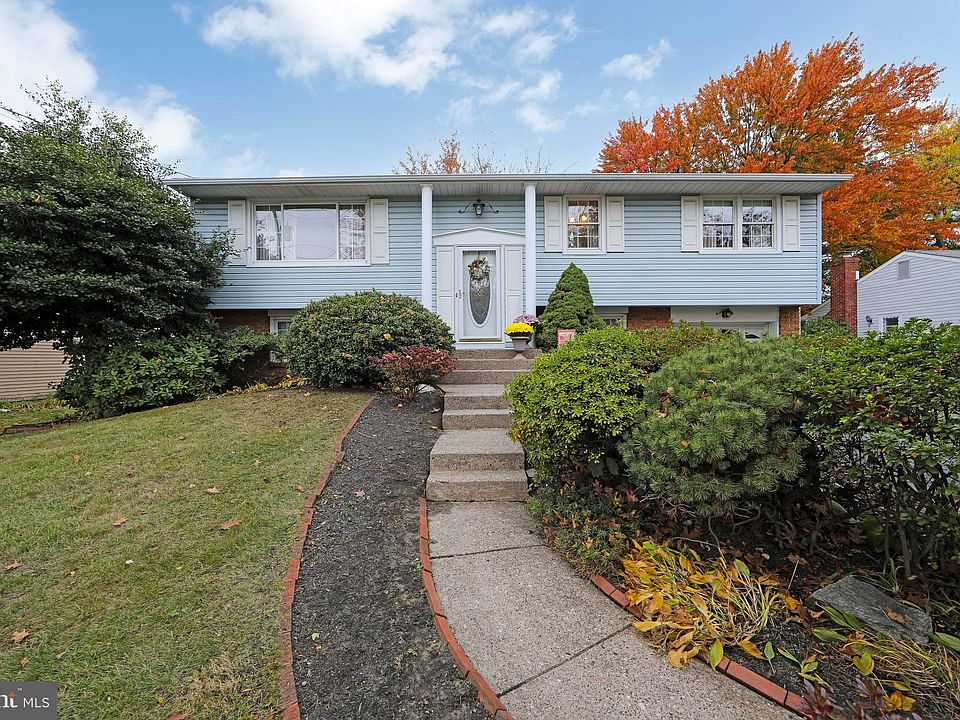 1st image of 408 Windsor Dr
