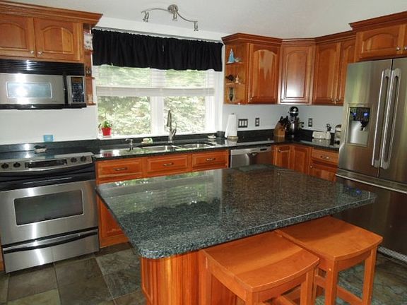 3rd image of 49 Green Heron Ln